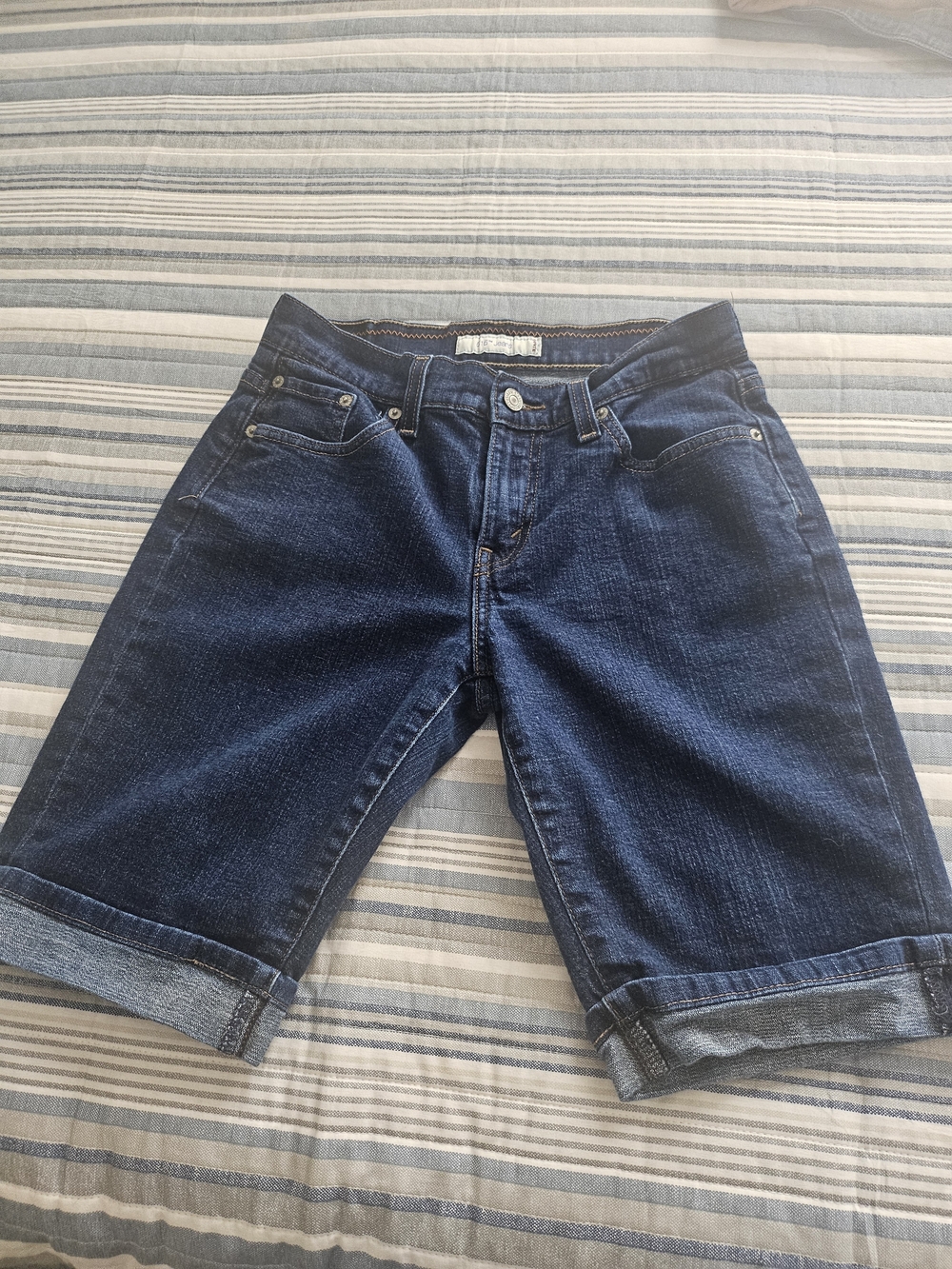 Levi's Indigo Blue 515 Bermuda Jean Shorts- Classic Cut Size 6